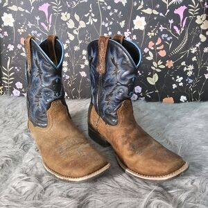 ARIAT Boys Brown Leather Cowboy Boots with Embroidered Navy Shaft Size 3